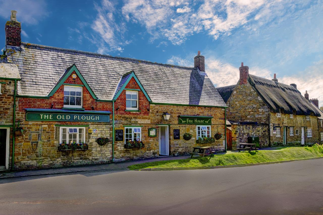 Hotel The Old Plough Oakham Exterior foto